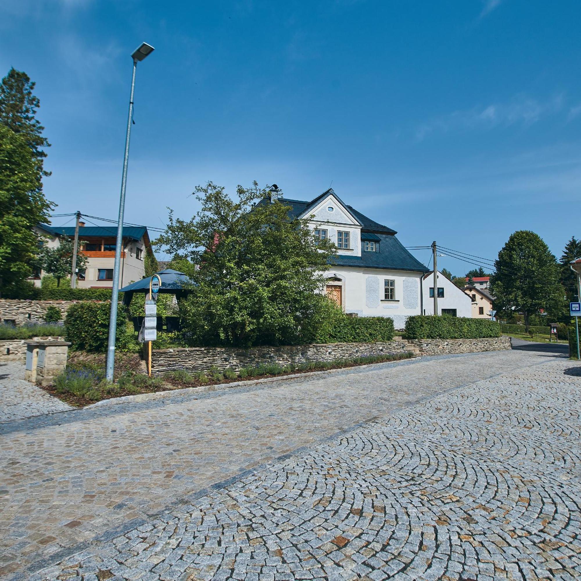 Barokni Kaplanka 1796 A. D. - Luxusni Apartmany V Ceskem Raji Zelezny Brod Bagian luar foto